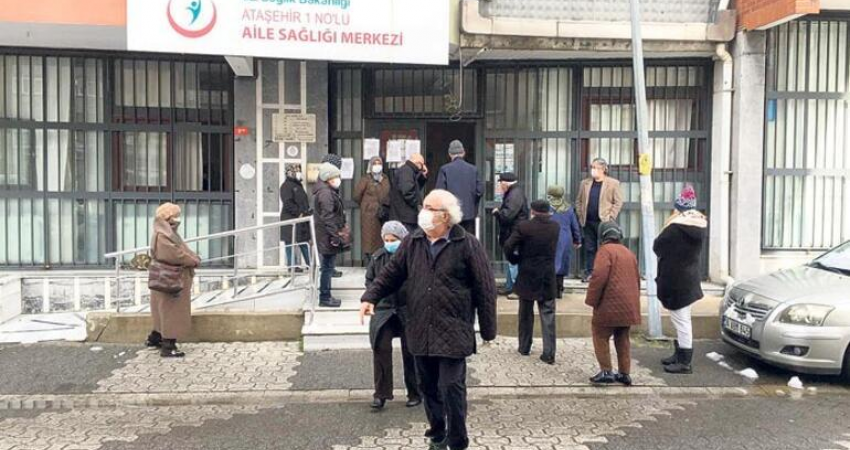 ASM’LERDE AŞI YAPAN SAĞLIK ÇALIŞANLARI YOKMUŞ GİBİ DAVRANILAMAZ