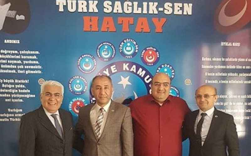YEŞİLAY'dan Türkiye Kamu-sen'e ziyaret