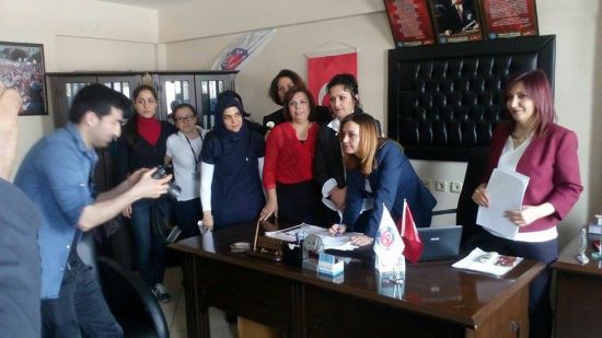 Anadolu'nun Her Yanı Ağlayan Ana Doluyken Dünya Kadınlar Gününü Kutlayamıyoruz